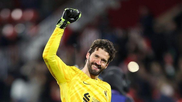 Comeback Alisson Becker, Liverpool Siap Tancap Gas Lagi