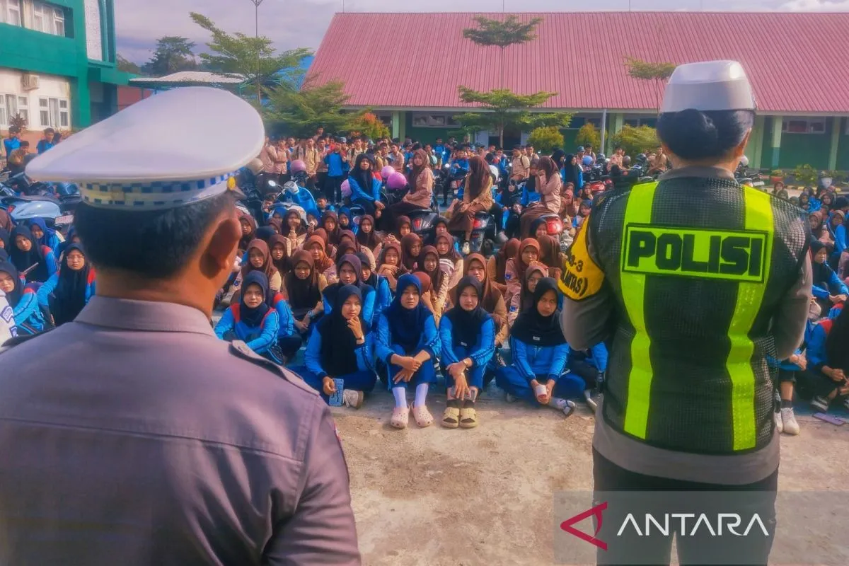 Jasa Raharja Edukasi Selamat Berkendara Pelajar di Kolaka
