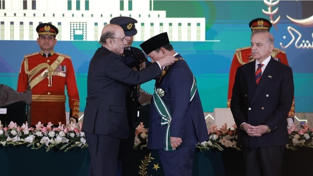 Prabowo Terima Bintang Kehormatan Tertinggi dari Presiden Pakistan