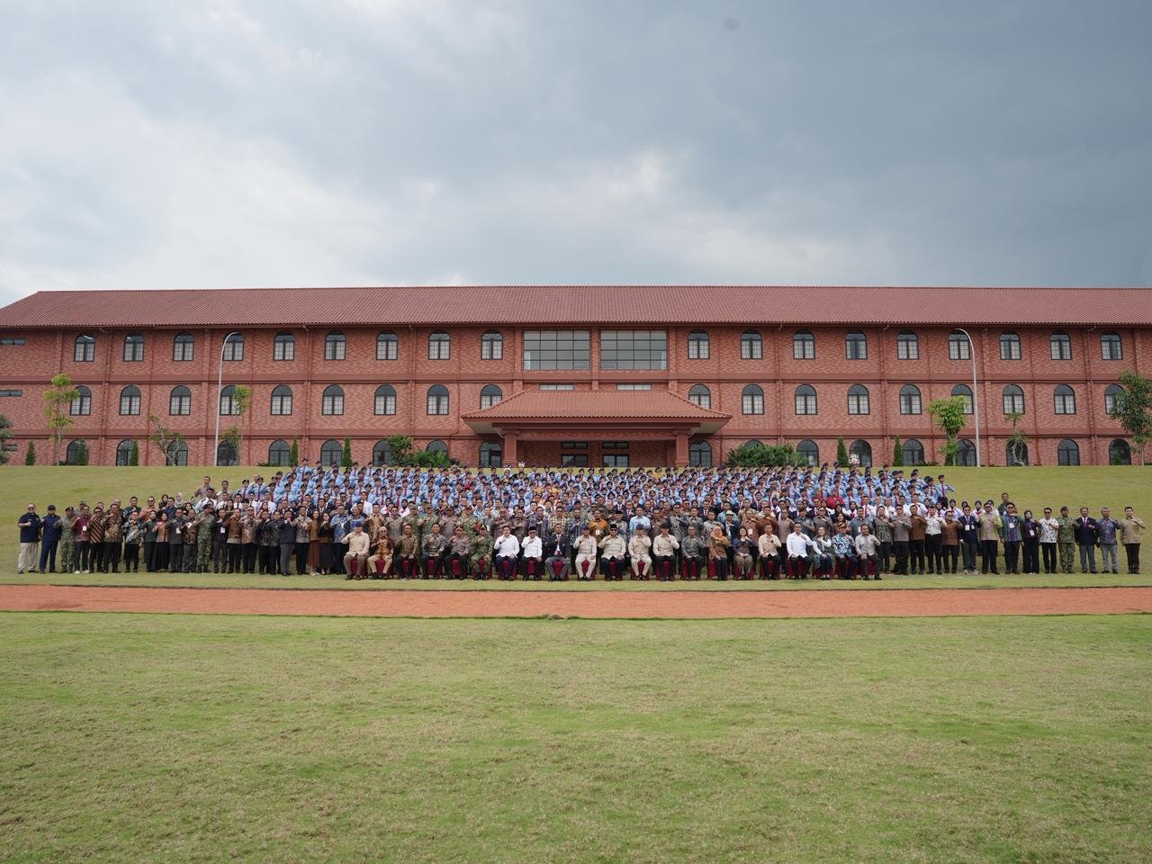 Prabowo Resmikan SMA Taruna Nusantara Malang, Konsep Sekolah Dirancang Langsung Presiden
