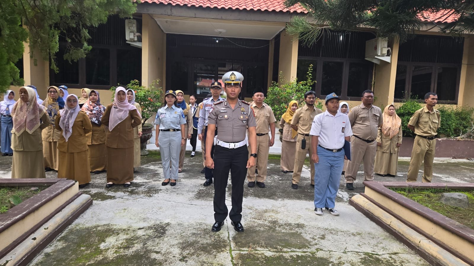 Tim Gabungan FKLL Sukoharjo Sosialisasi di SMK Bina Patria 2 Sukoharjo