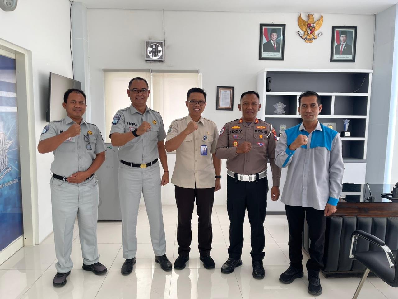Kacab Jasa Raharja Pamekasan Koordinasi dengan Kasat Lantas Polres Pamekasan dan  Ka UPTD PPD membahas Intensifikasi Pajak dan Keselamatan Lalu Lintas