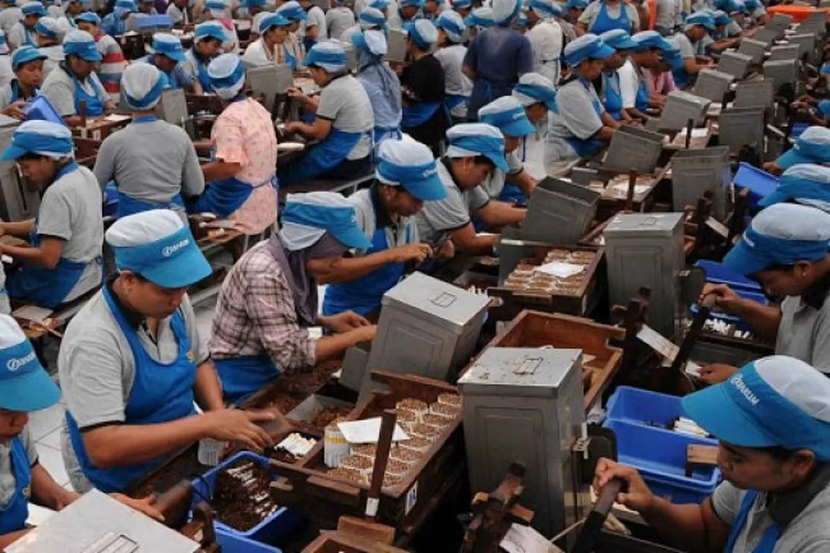 PHK Terus Naik, Industri Padat Karya Paling Terpukul