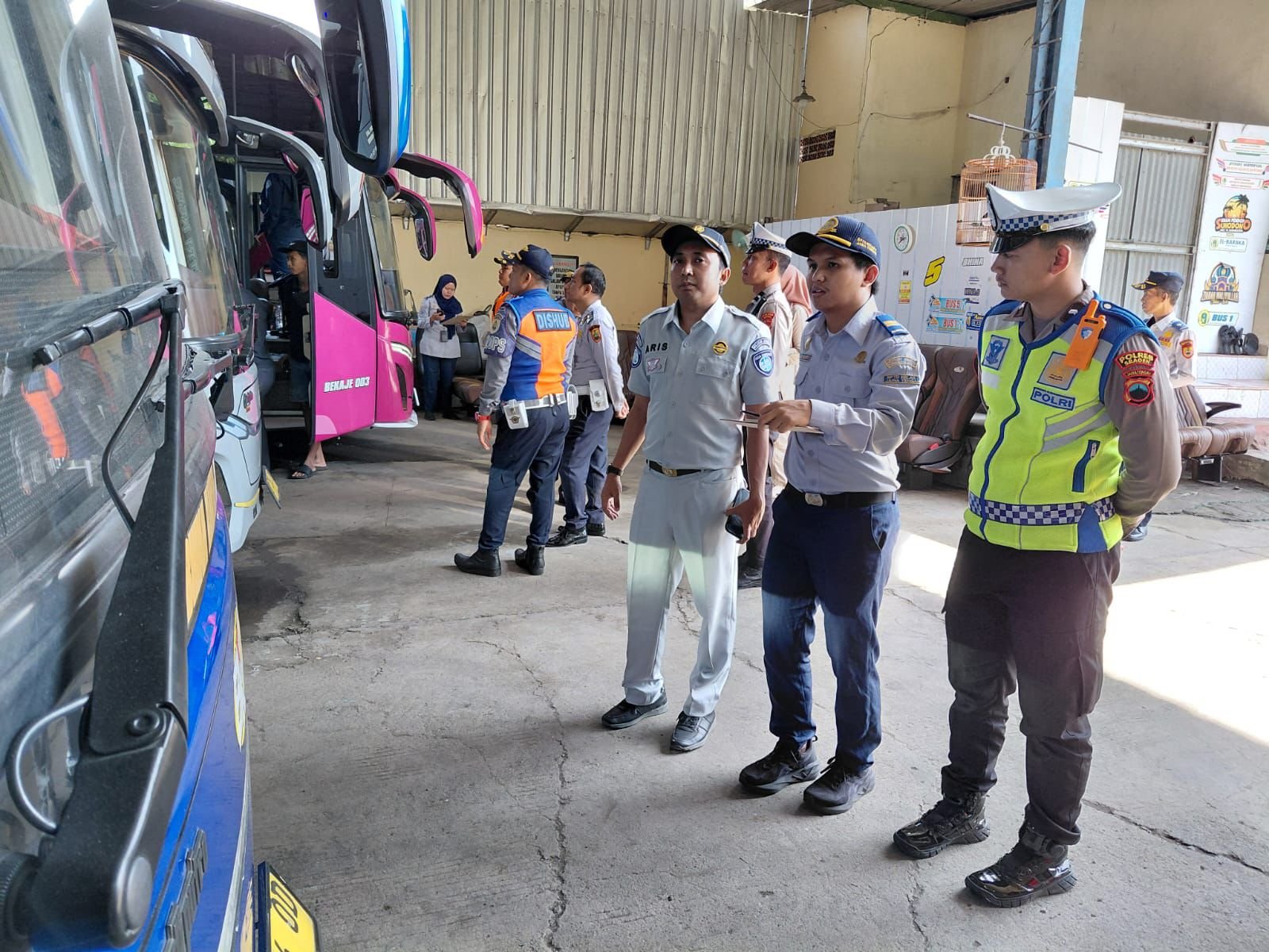 Jasa Raharja Cabang Surakarta Bersama BPTD dan Dishub Sragen Gelar Ramp Check Perusahaan Otobus ( PO ) di Kabupaten Sragen Jelang Angkutan Lebaran 2026