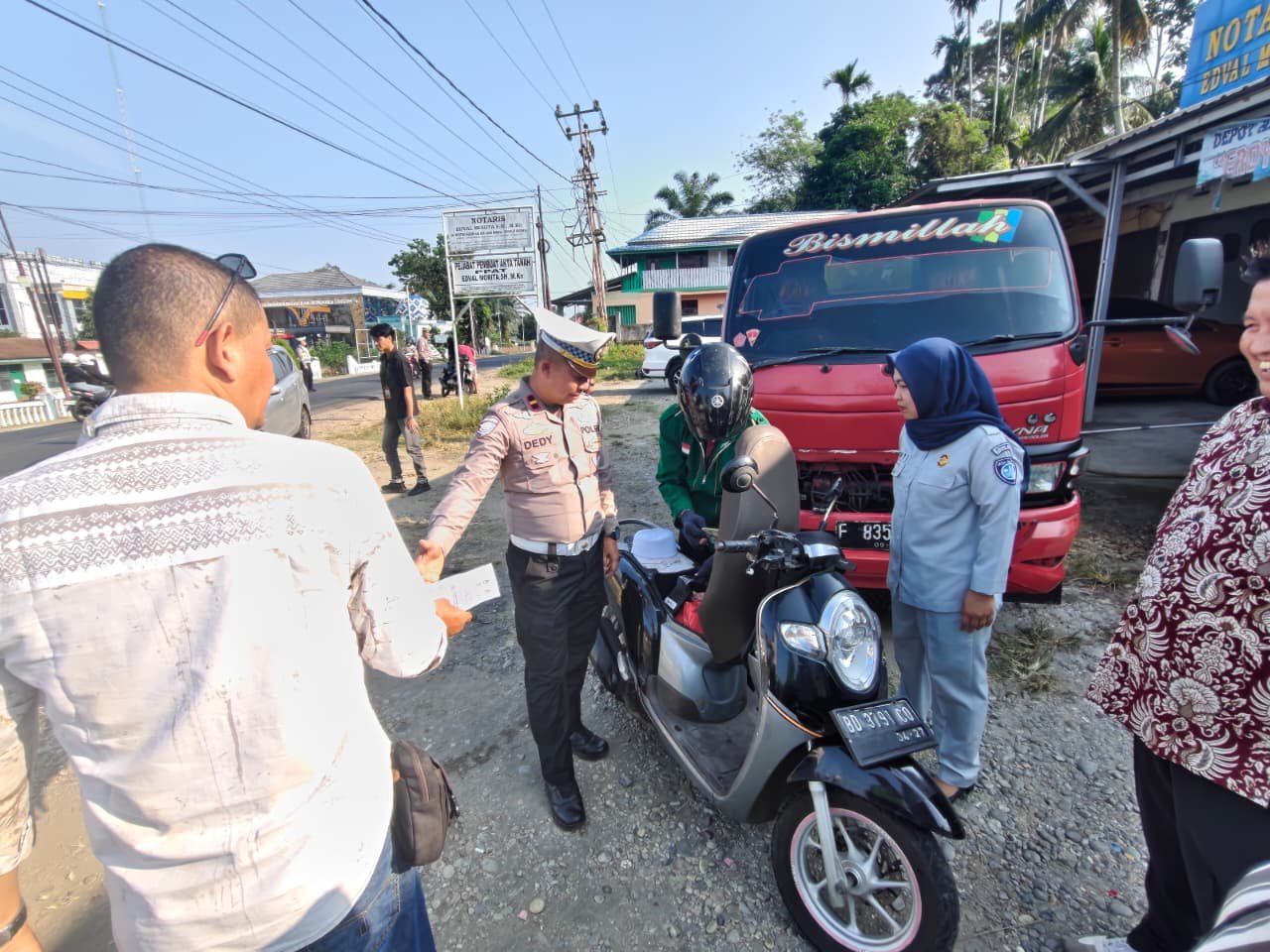 Penertiban Kepatuhan Pajak Kendaraan Bermotor, Samsat Bengkulu Tengah Dorong Kesadaran Wajib Pajak