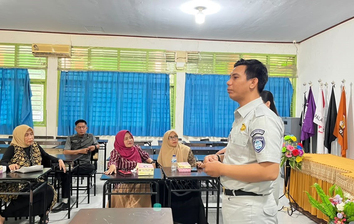 Jasa Raharja Sulsel Gelar PPKL di SMKN 7 Makassar, Dorong Guru Jadi Pelopor Keselamatan Berlalulintas